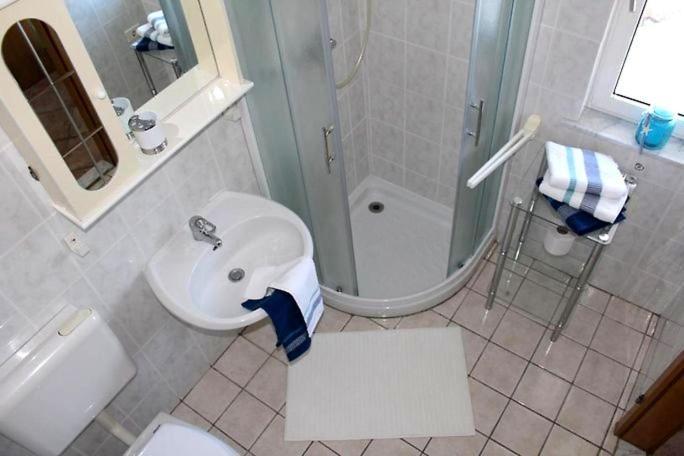 Apartments Ficur With Swimming Pool & Grill, Portoroz Ngoại thất bức ảnh