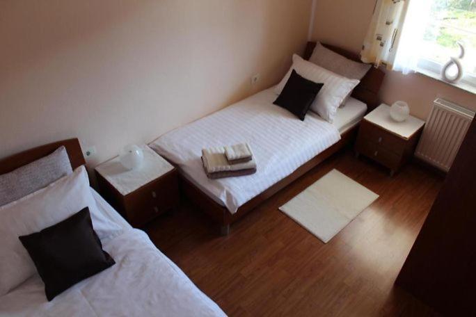 Apartments Ficur With Swimming Pool & Grill, Portoroz Ngoại thất bức ảnh